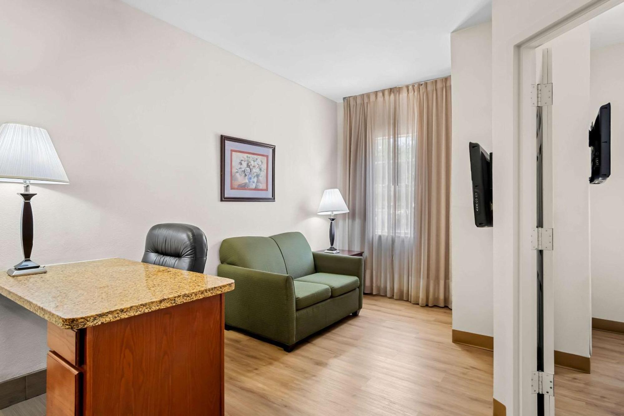 Mainstay Suites Addison-Dallas Eksteriør billede
